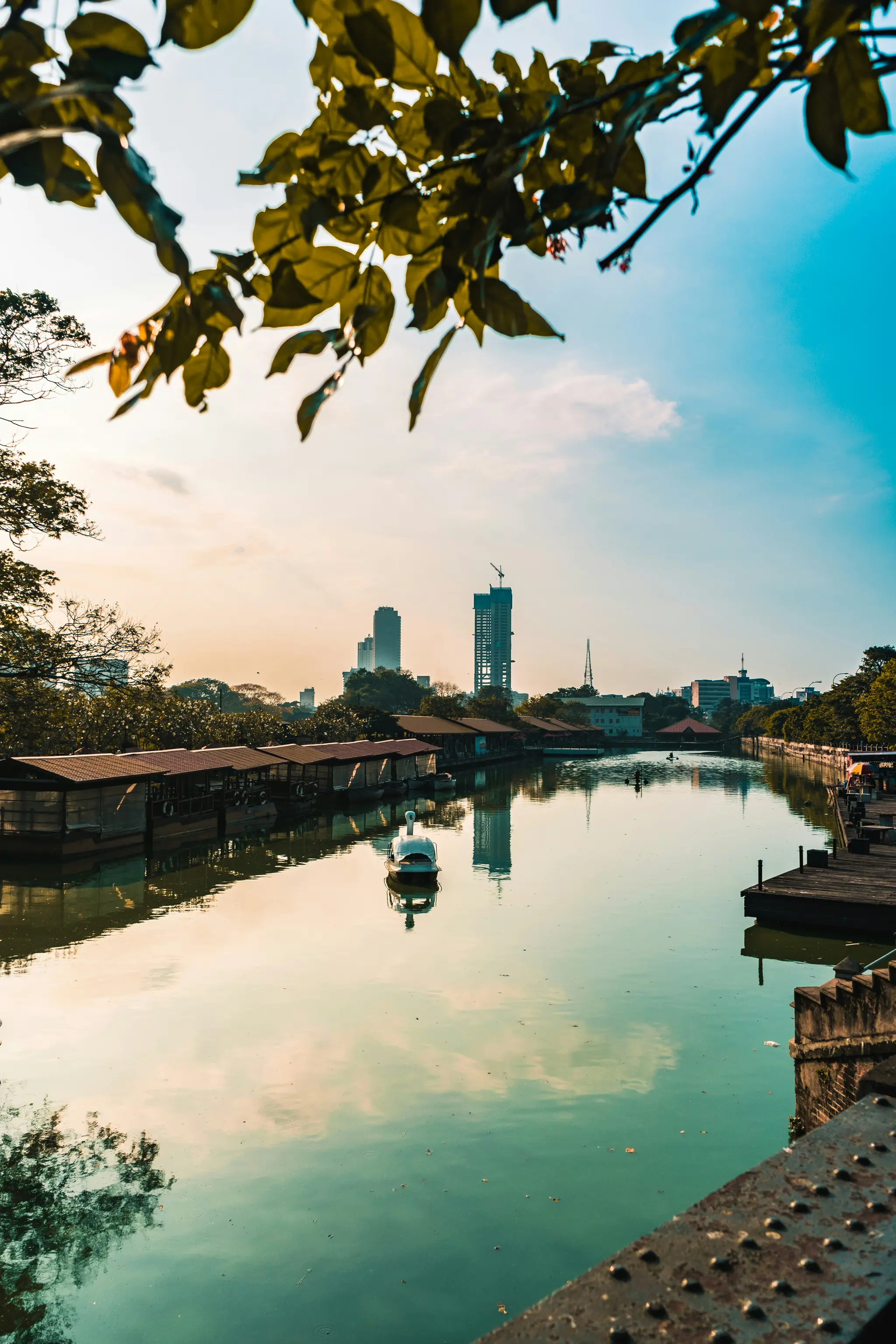 Pettah Floating Market