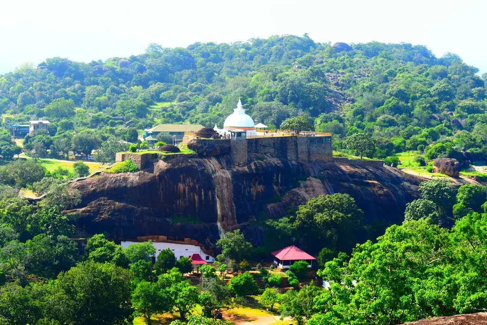 Sithulpawwa Temple